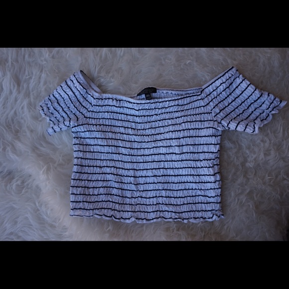 ✨top shop crop ruffled shirt ✨ - Picture 2 of 2